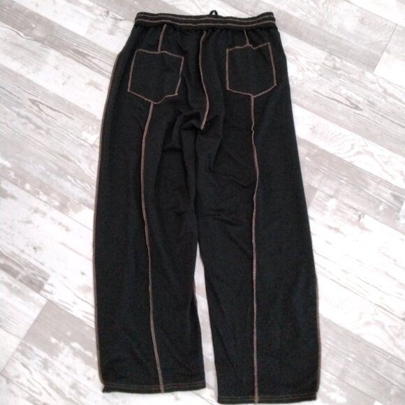 Pants - Picture 2 of 3